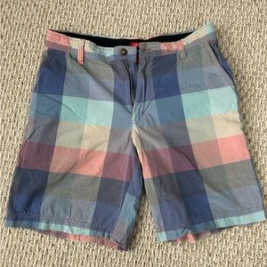 EUC Men’s Izod shorts